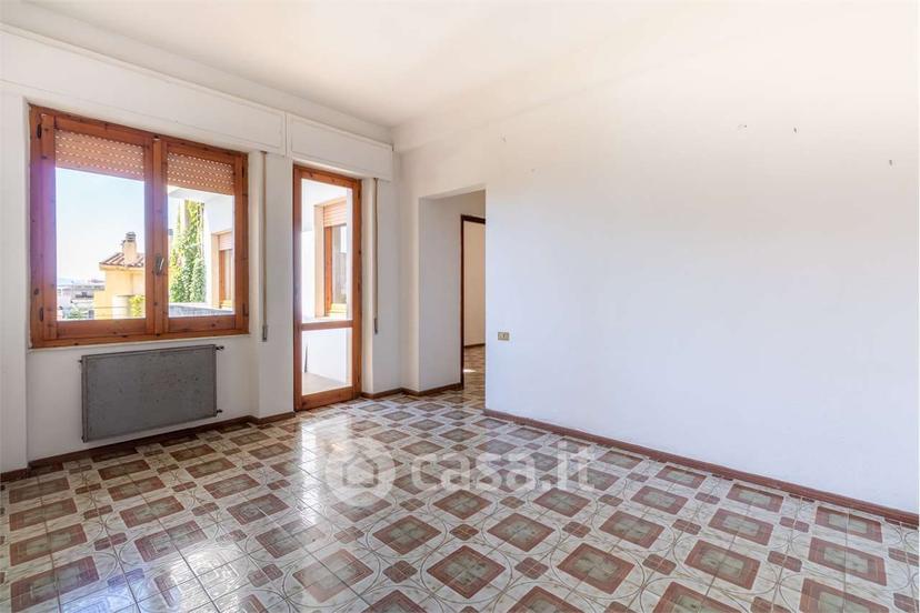 Trilocale in Via Sicilia 97 — foto 10 di 17