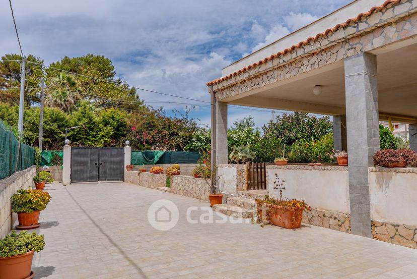 Villa in Via Mar Mediterraneo — foto 34 di 39
