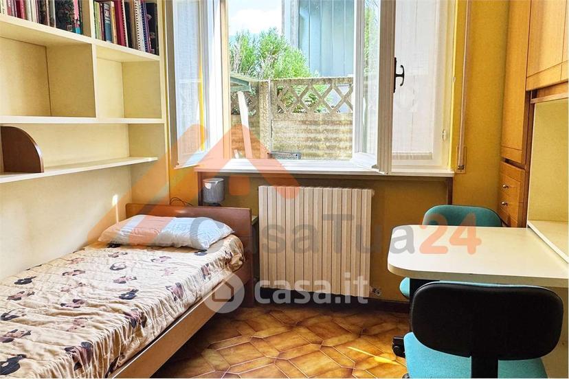 Trilocale in Via Sandro Pertini 4 — foto 7 di 30