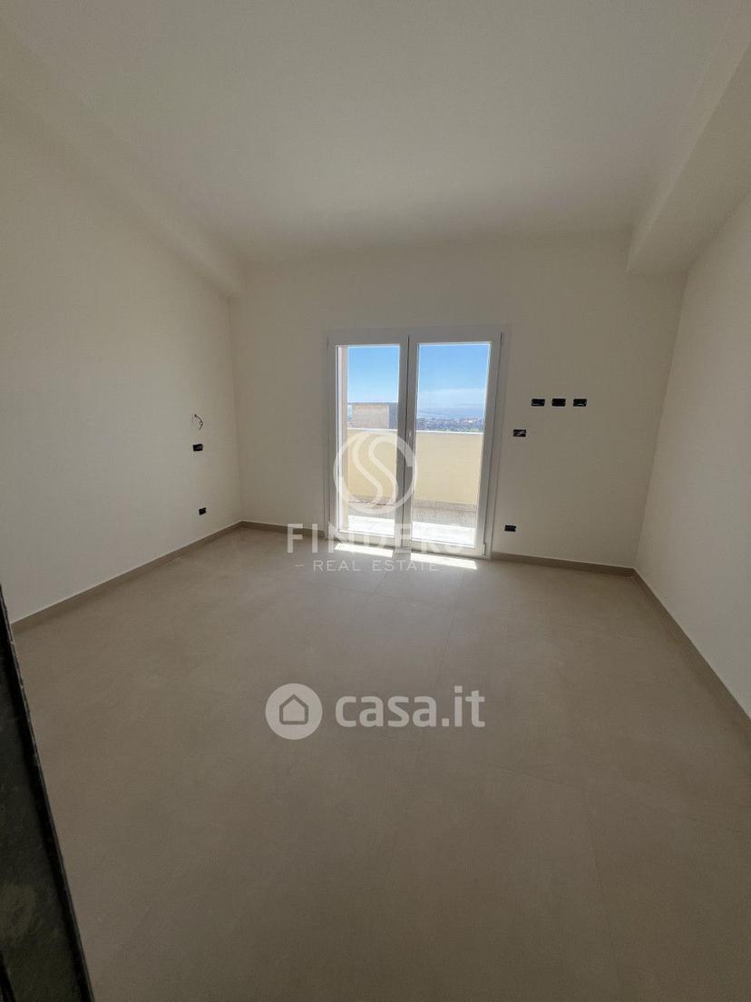 Quadrilocale in Diramazione Barreca Secondo Tronco Via Reggio Camp 331 d — foto 4 di 14