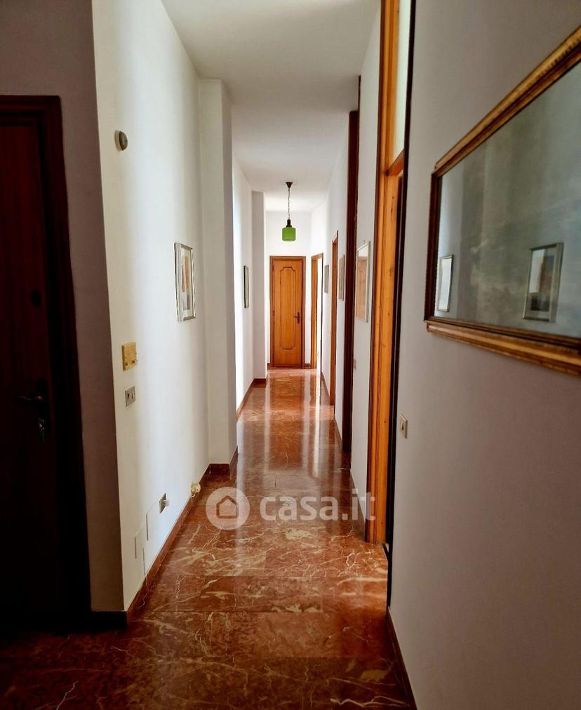 Quadrilocale in Corso Cristoforo Colombo 9 — foto 8 di 33
