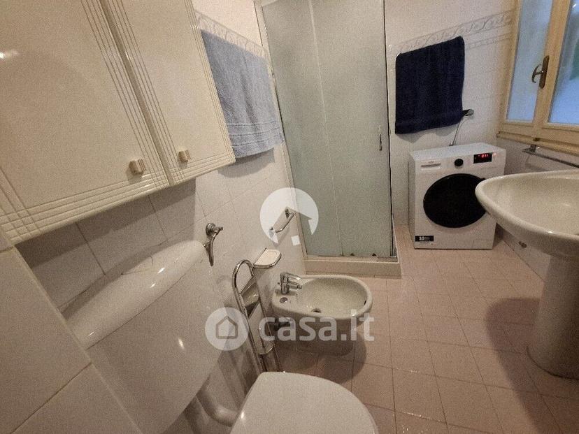 Stanza in Viale Umberto I — foto 5 di 11