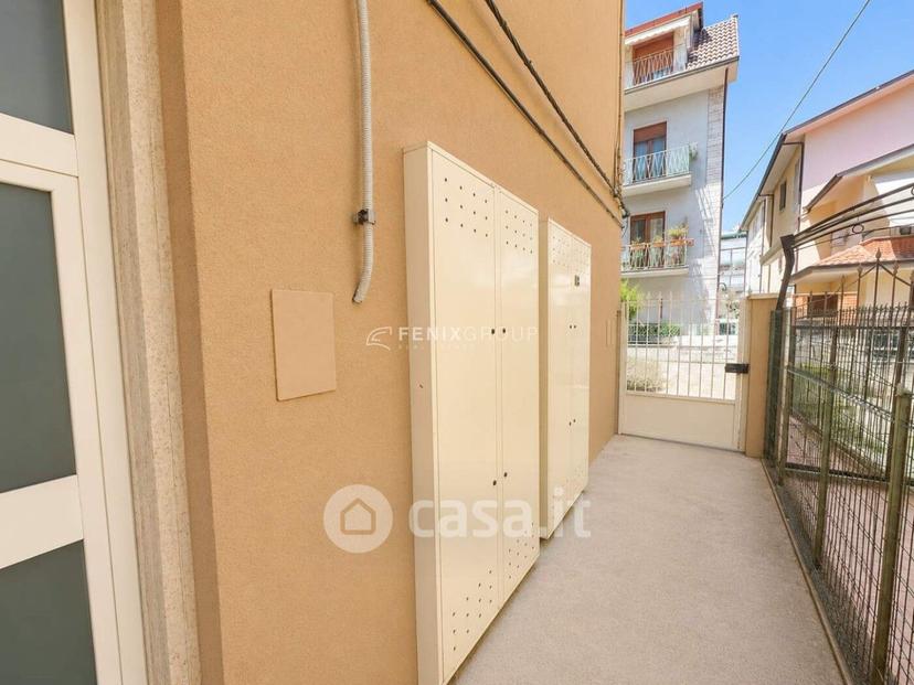 Quadrilocale in Via Ugo Foscolo 46 — foto 36 di 39