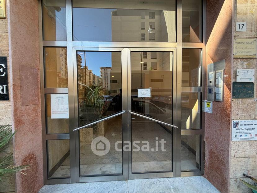 Appartamento in Via Sardegna 17 — foto 10 di 35