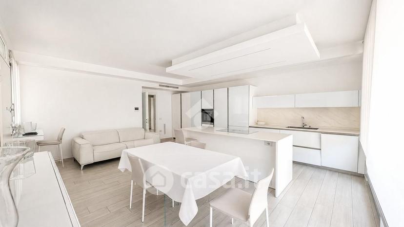 Quadrilocale in Via Fratelli Cairoli 49 — foto 6 di 31