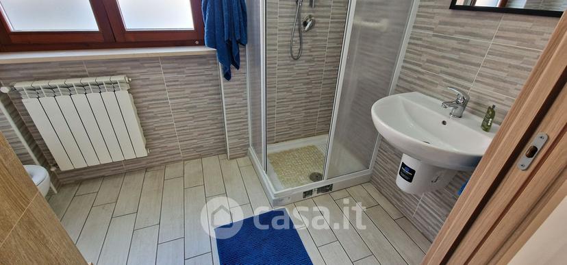 Stanza in Viale Cappuccini 3 — foto 23 di 72