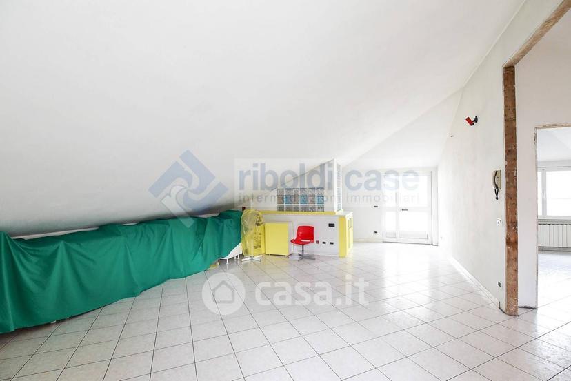 Villa in Via Lombardia — foto 15 di 36
