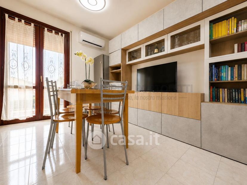 Bilocale in Via Kennedy — foto 23 di 25