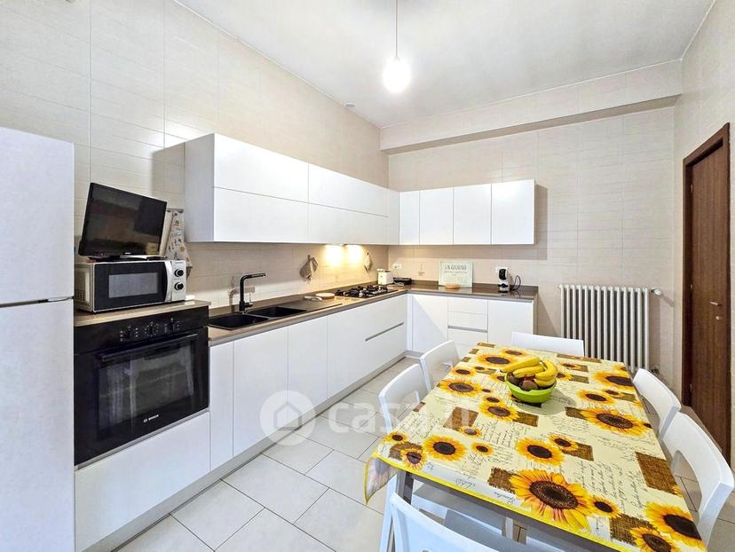 Villa in Viale Ugo Foscolo 46 — foto 43 di 70