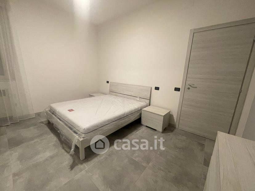 Stanza in Via Bartolomeo Spani 18 d — foto 25 di 35