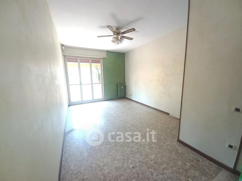 Trilocale in Via Enrico Mattei — foto 7 di 18