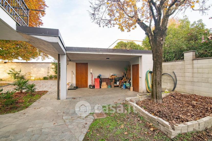 Villa in Via dei Mille — foto 37 di 50