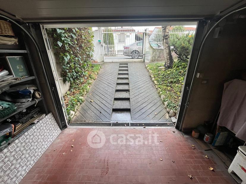 Villa in Via Val d'Ossola — foto 37 di 49