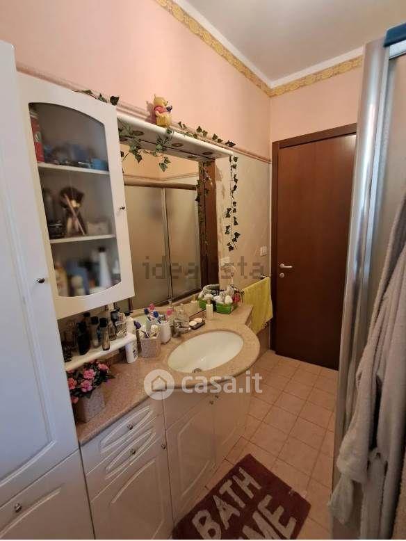 Trilocale in Via Pergolese — foto 17 di 24