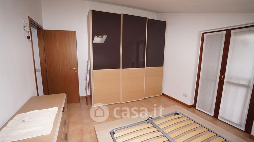 Trilocale in Via Cernaia 34 — foto 3 di 16