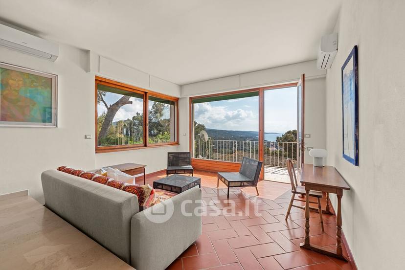 Villa in Via del Glicine 2 — foto 30 di 41