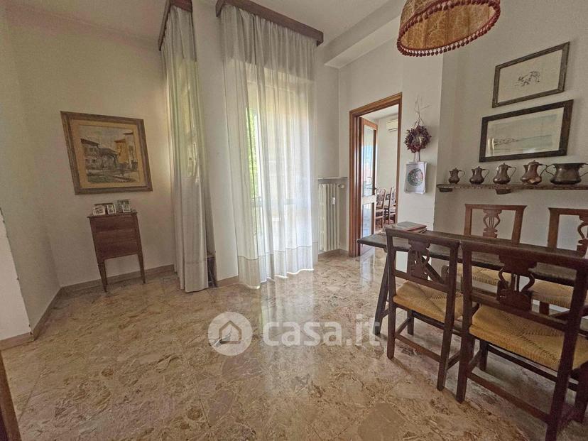 Quadrilocale in Via Tiziano 1 — foto 10 di 35
