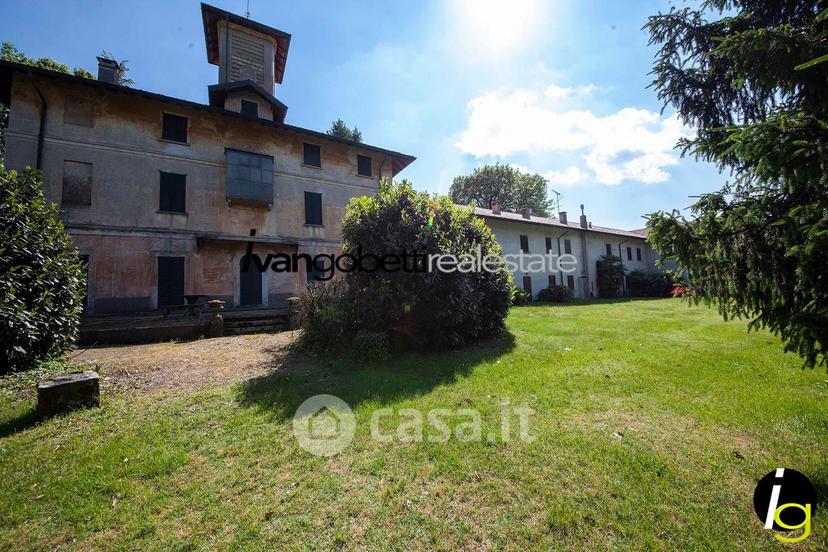Villa in Via Sempione 13 — foto 40 di 40
