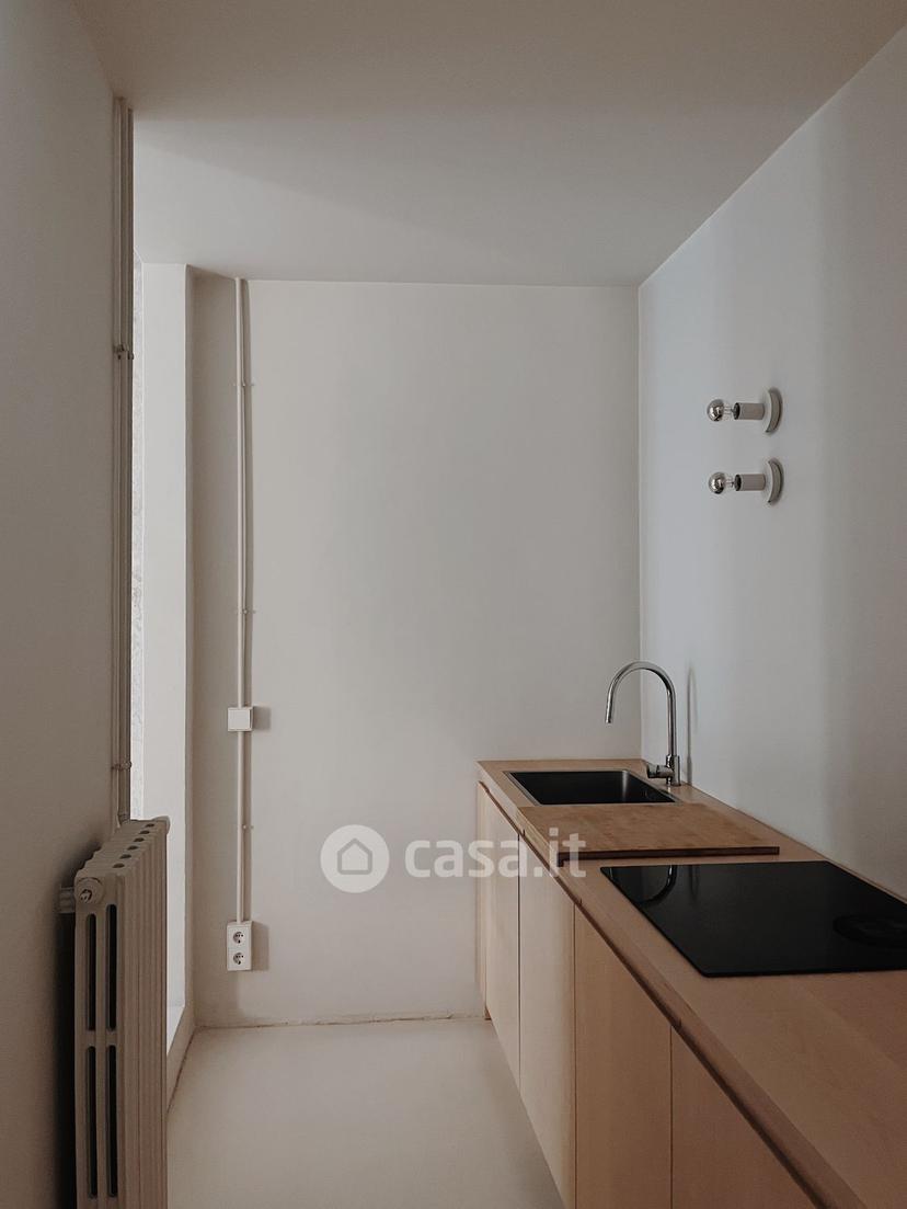 Bilocale in Via Albuzzi 39 — foto 10 di 20