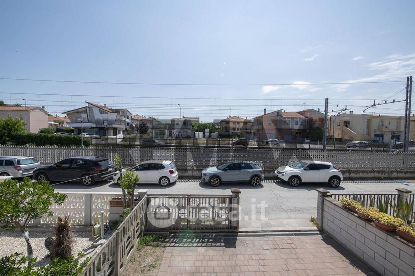 Appartamento in Via Foglia 4 — foto 14 di 41