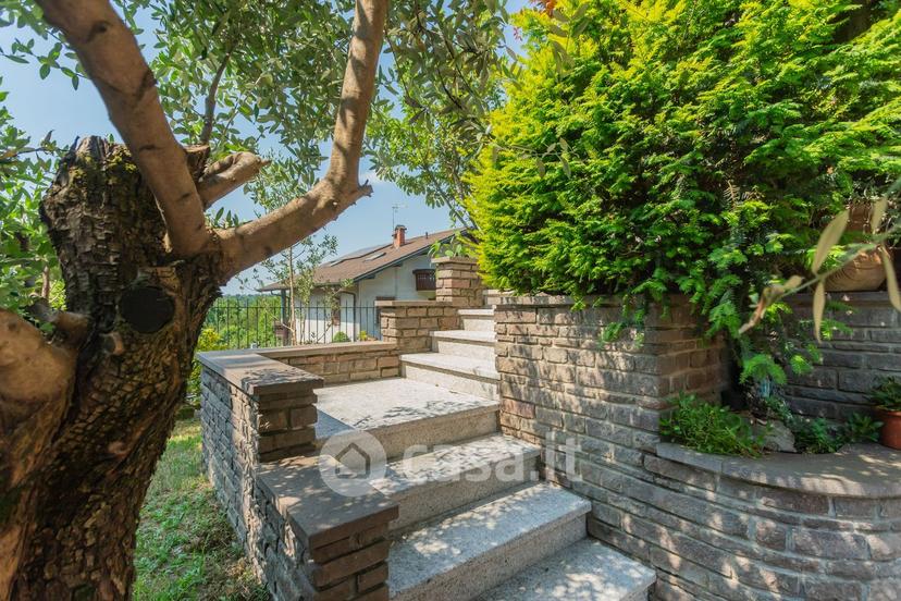 Villa in Via Gianni Rodari 69 — foto 19 di 73