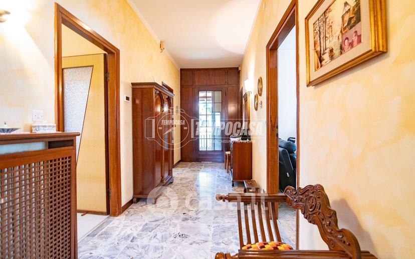Quadrilocale in Via Cimbardi — foto 16 di 24