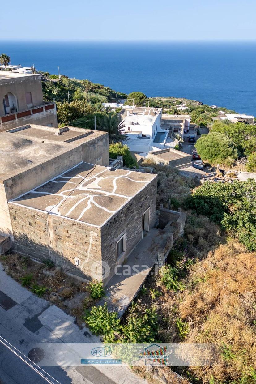 Villa in Via Conitro 53 — foto 3 di 59