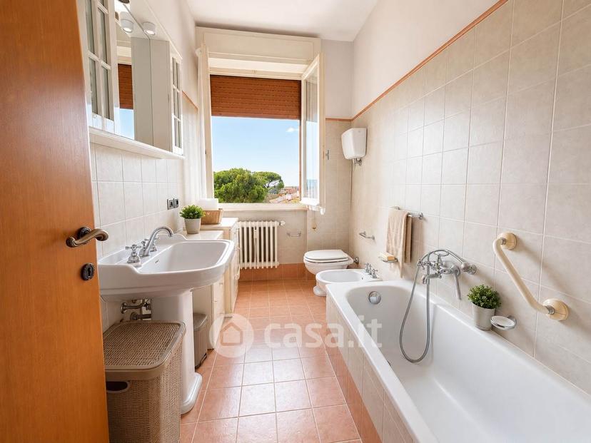 Quadrilocale in Viale Ancona — foto 9 di 14