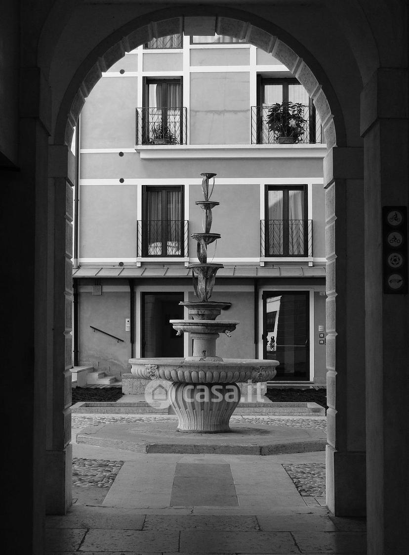 Appartamento in Piazza San Pio X — foto 2 di 24