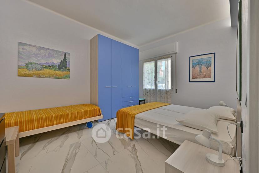 Trilocale in Via degli Aranci 10 — foto 3 di 32