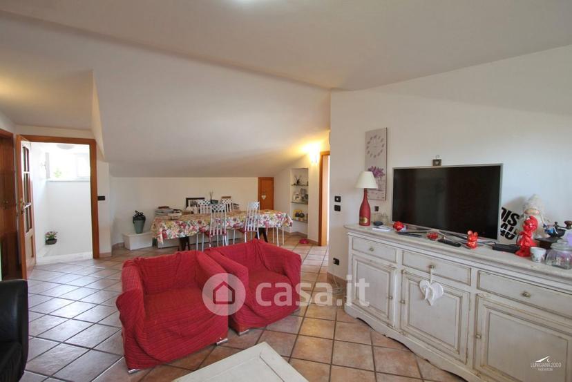 Villa in Viale Monzoni 19 — foto 7 di 44