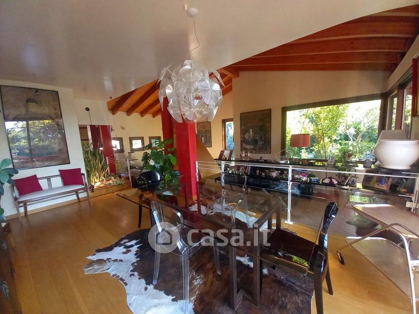Villa in Via Papa Giovanni Paolo II 15 — foto 29 di 104