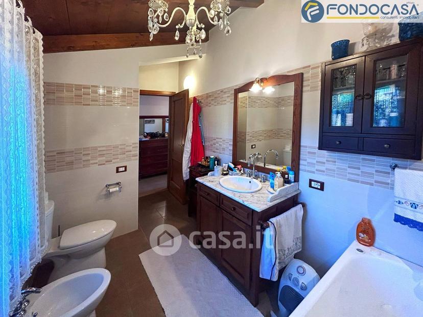 Villa in Via Bregoscia — foto 14 di 46
