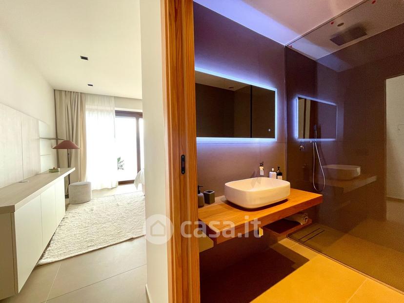 Villa in Via Caio Duilio — foto 42 di 45