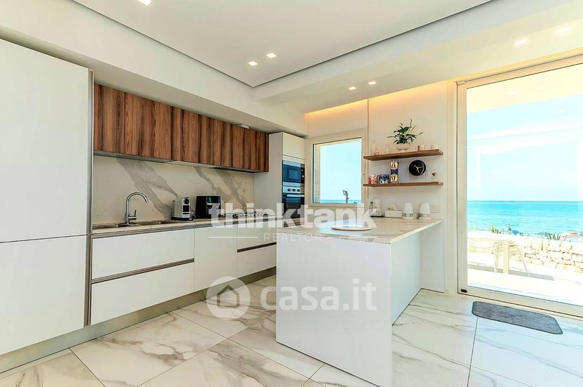 Villa in Via del Ciliegio — foto 42 di 47