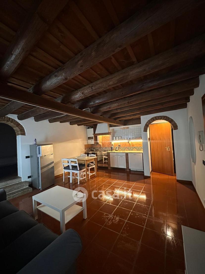 Trilocale in Via Savonarola 38 — foto 6 di 32