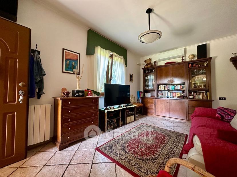 Villa in Via di Valle Schioia — foto 23 di 37
