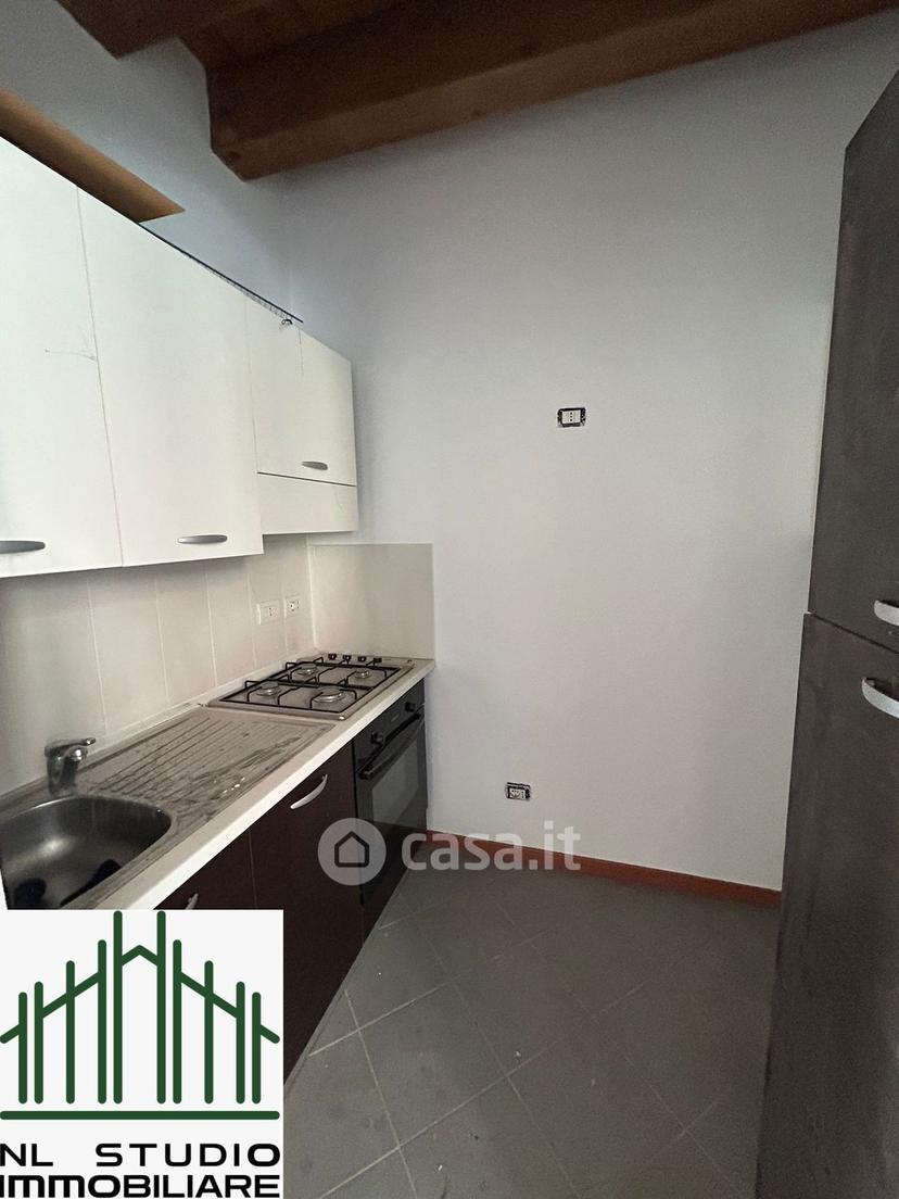 Bilocale in Via Roma — foto 21 di 28