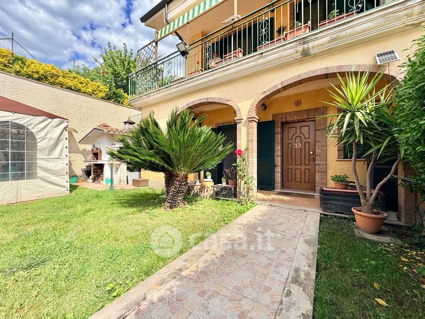 Villa in Via Lago di Como 22 — foto 73 di 82