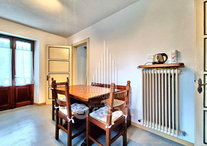 Appartamento in Via Rue F. Magni 15 a — foto 4 di 37