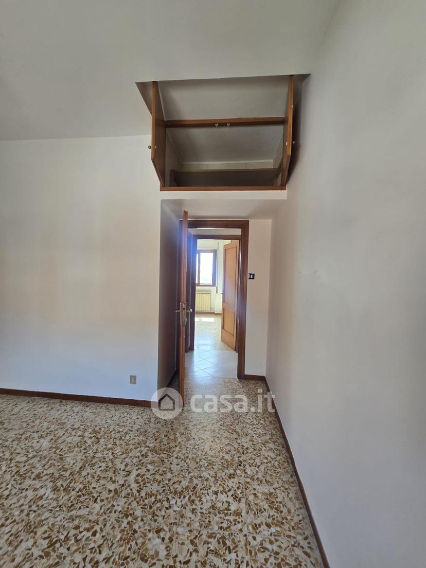 Quadrilocale in Via Fiamme Gialle — foto 14 di 26
