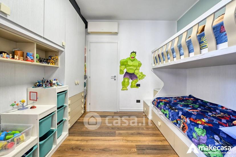 Trilocale in Via F. Cordoni 6 — foto 5 di 24
