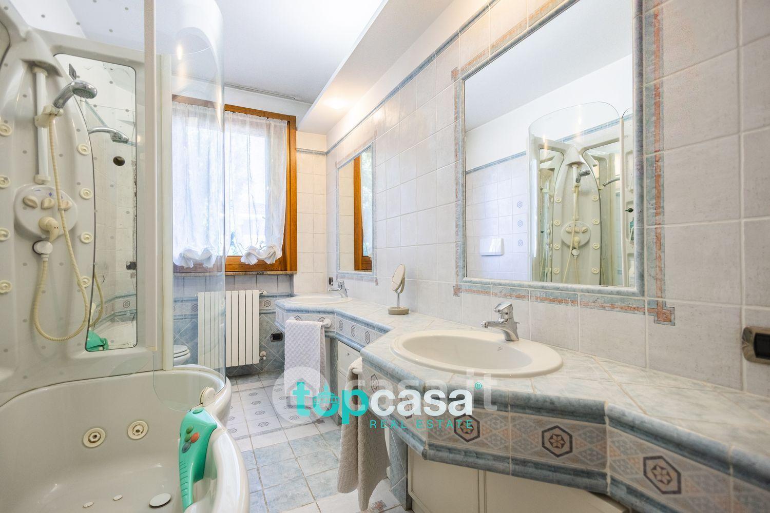 Villa in Via Eugenio Villoresi 62