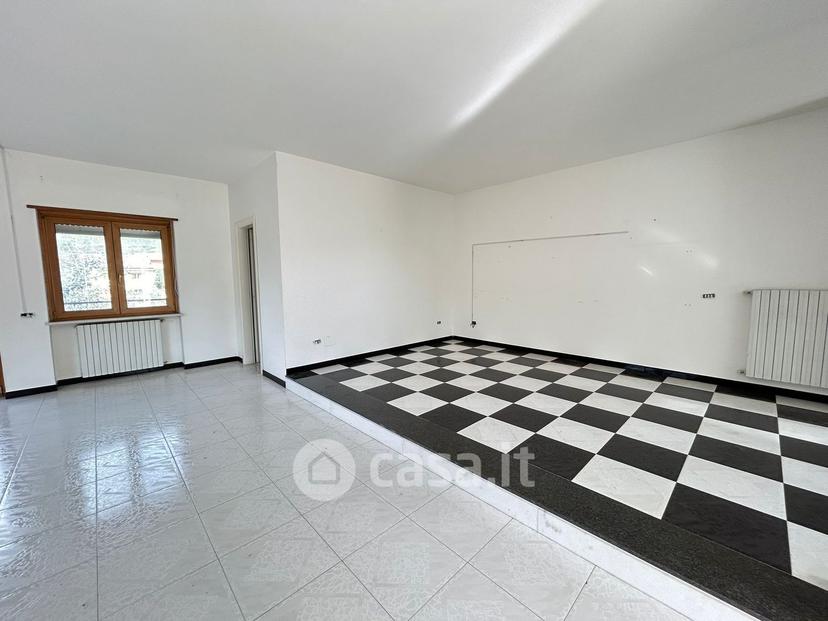 Appartamento in Via Valle Paradiso — foto 45 di 45