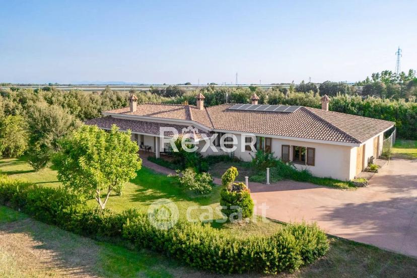 Villa in Sp13 — foto 25 di 33