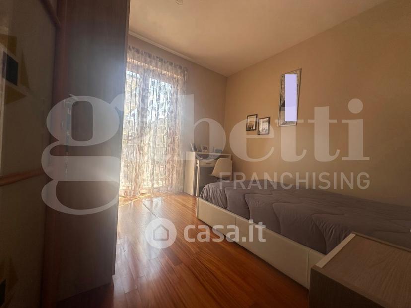 Villa in Via Benvenuto Cellini 9 — foto 21 di 30