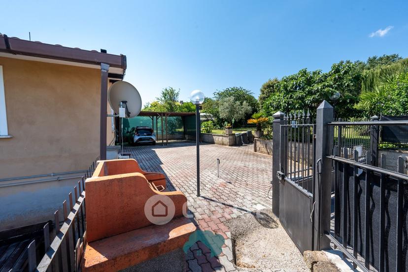 Villa in Via Col Fiorito — foto 24 di 67