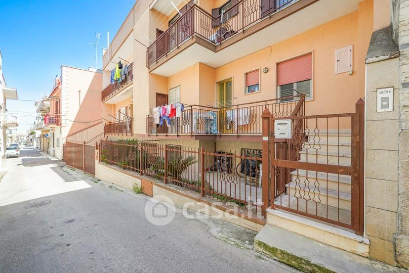 Trilocale in Via Tiziano 11 — foto 15 di 18