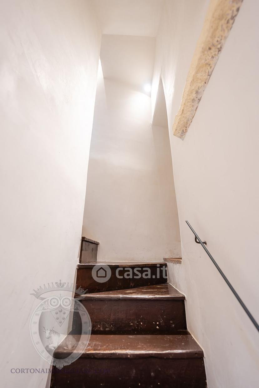 Appartamento in Via S. Margherita 11 — foto 14 di 34