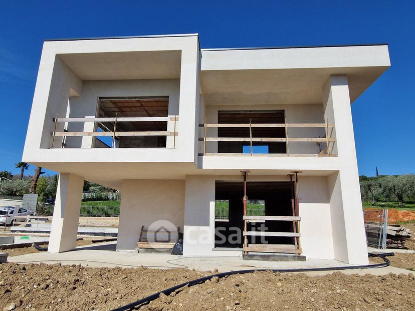 Villa in Via San Cassiano — foto 21 di 48
